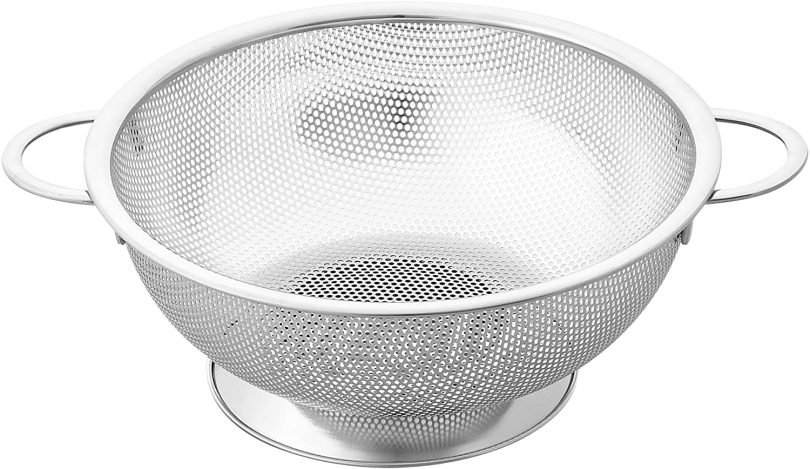 Cook N Home Micro Perforated?Colander with Handle and Solid Base